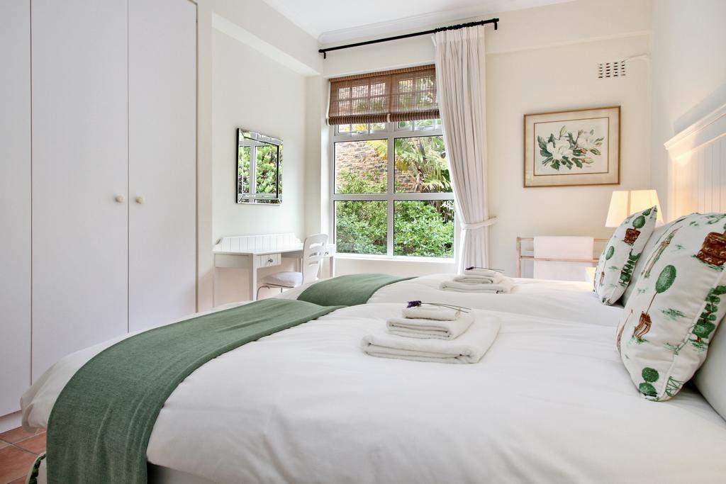 Avian Leisure Apartment ไซมอนส์ทาวน์ ภายนอก รูปภาพ